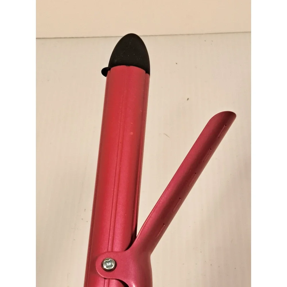 Infiniti by Conair CD120 Pink Ceramic Curling Iron 125W Adjustable Heat Black